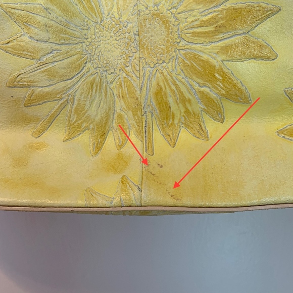Falor embossed sunflower tote - Picture 8 of 8